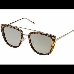 *NEW* Quay Australia French Kiss Sunglasses